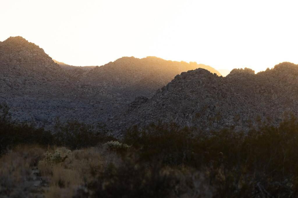 Panoramic Heaven - Luxury Designer Property W Spa Joshua Tree Exterior photo